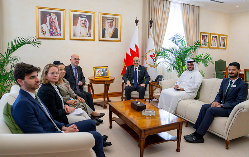 Legal Affairs Minister discusses legal cooperation with France