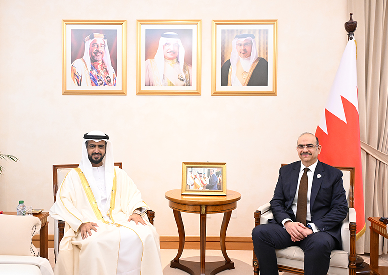 Legal Affairs Minister receives UAE Ambassador