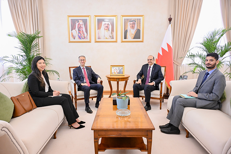 Legal Affairs Minister meets US Ambassador to Bahrain